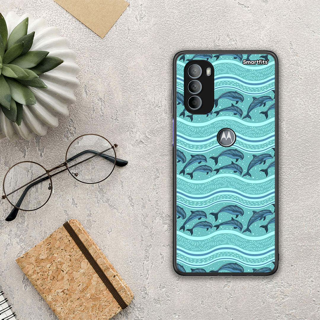 Swimming Dolphins - Motorola Moto G31 θήκη