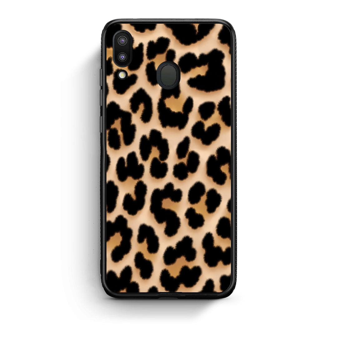 Θήκη Samsung Galaxy M20 Leopard Print Tan Large από τη Smartfits με σχέδιο στο πίσω μέρος και μαύρο περίβλημα | Samsung Galaxy M20 Leopard Print Tan Large case with colorful back and black bezels