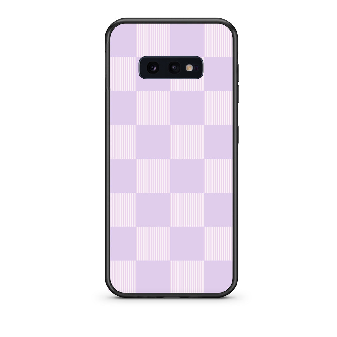 Θήκη Samsung Galaxy S10e Lilac and Cream Striped Checks από τη Smartfits με σχέδιο στο πίσω μέρος και μαύρο περίβλημα | Samsung Galaxy S10e Lilac and Cream Striped Checks case with colorful back and black bezels