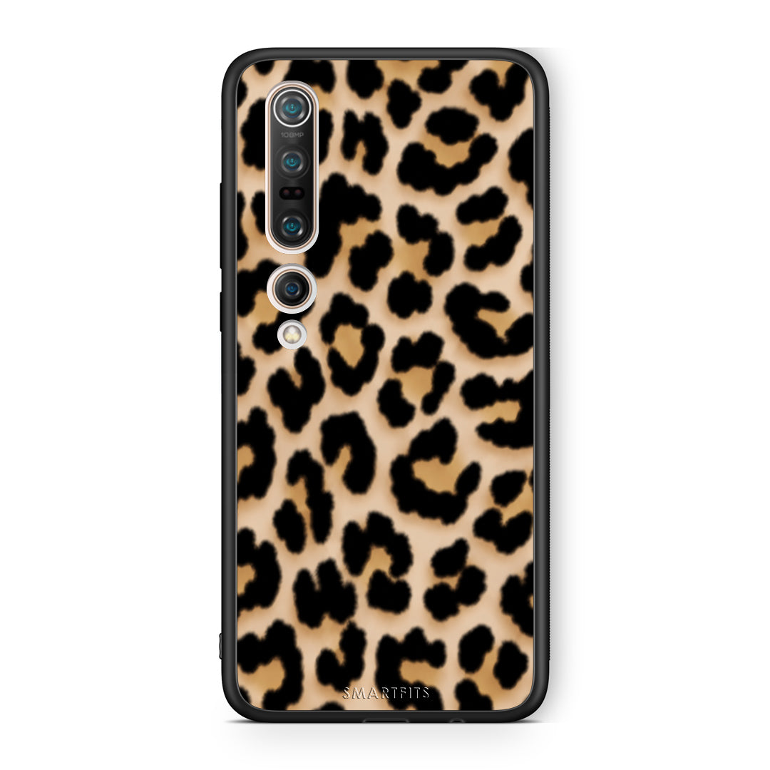 Θήκη Xiaomi Mi 10 Leopard Print Tan Small από τη Smartfits με σχέδιο στο πίσω μέρος και μαύρο περίβλημα | Xiaomi Mi 10 Leopard Print Tan Small case with colorful back and black bezels
