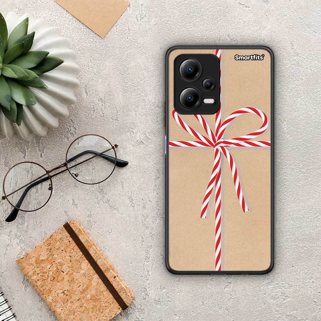Θήκη Xiaomi Poco X5 5G Dual Christmas Gift από τη Smartfits με σχέδιο στο πίσω μέρος και μαύρο περίβλημα | Xiaomi Poco X5 5G Dual Christmas Gift Case with Colorful Back and Black Bezels