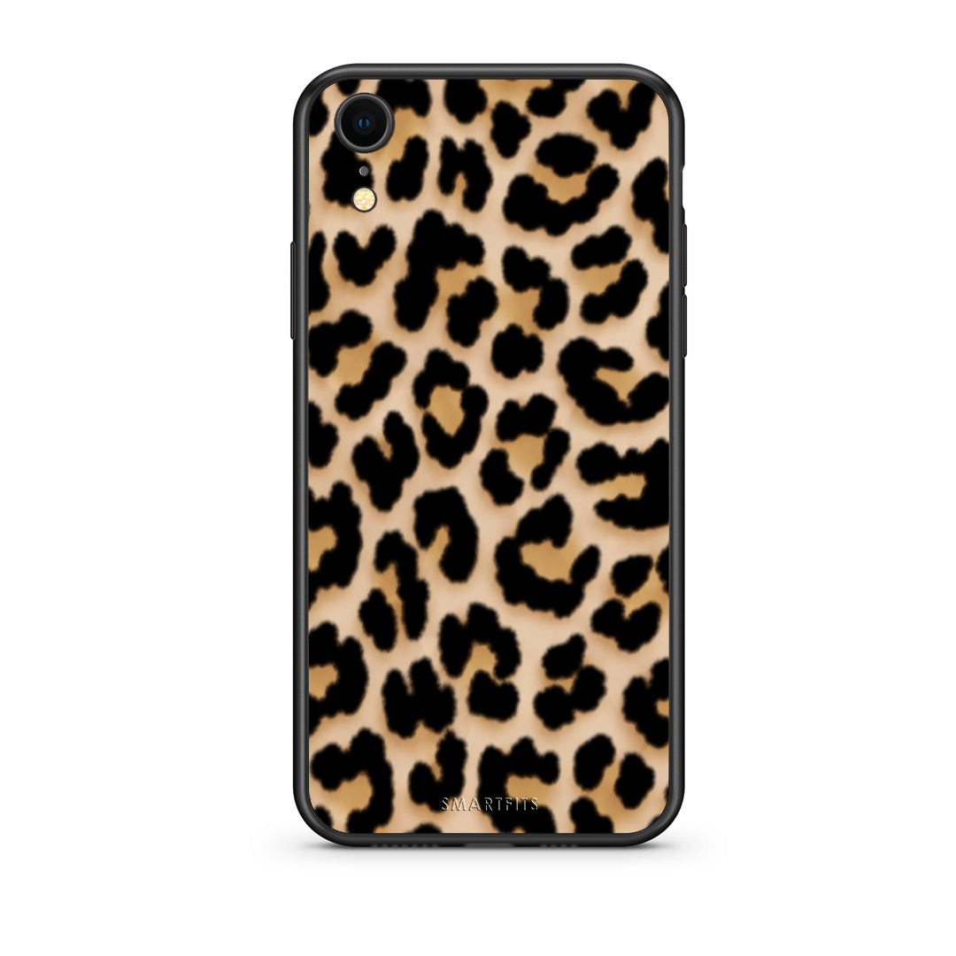 Θήκη iPhone XR Leopard Print Tan Small από τη Smartfits με σχέδιο στο πίσω μέρος και μαύρο περίβλημα | iPhone XR Leopard Print Tan Small case with colorful back and black bezels