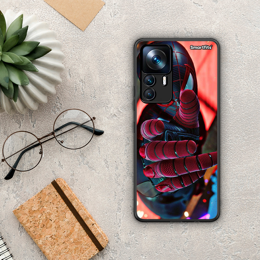 Xiaomi 12T / K50 Ultra Spider Hand θήκη από τη Smartfits με σχέδιο στο πίσω μέρος και μαύρο περίβλημα | Smartphone case with colorful back and black bezels by Smartfits