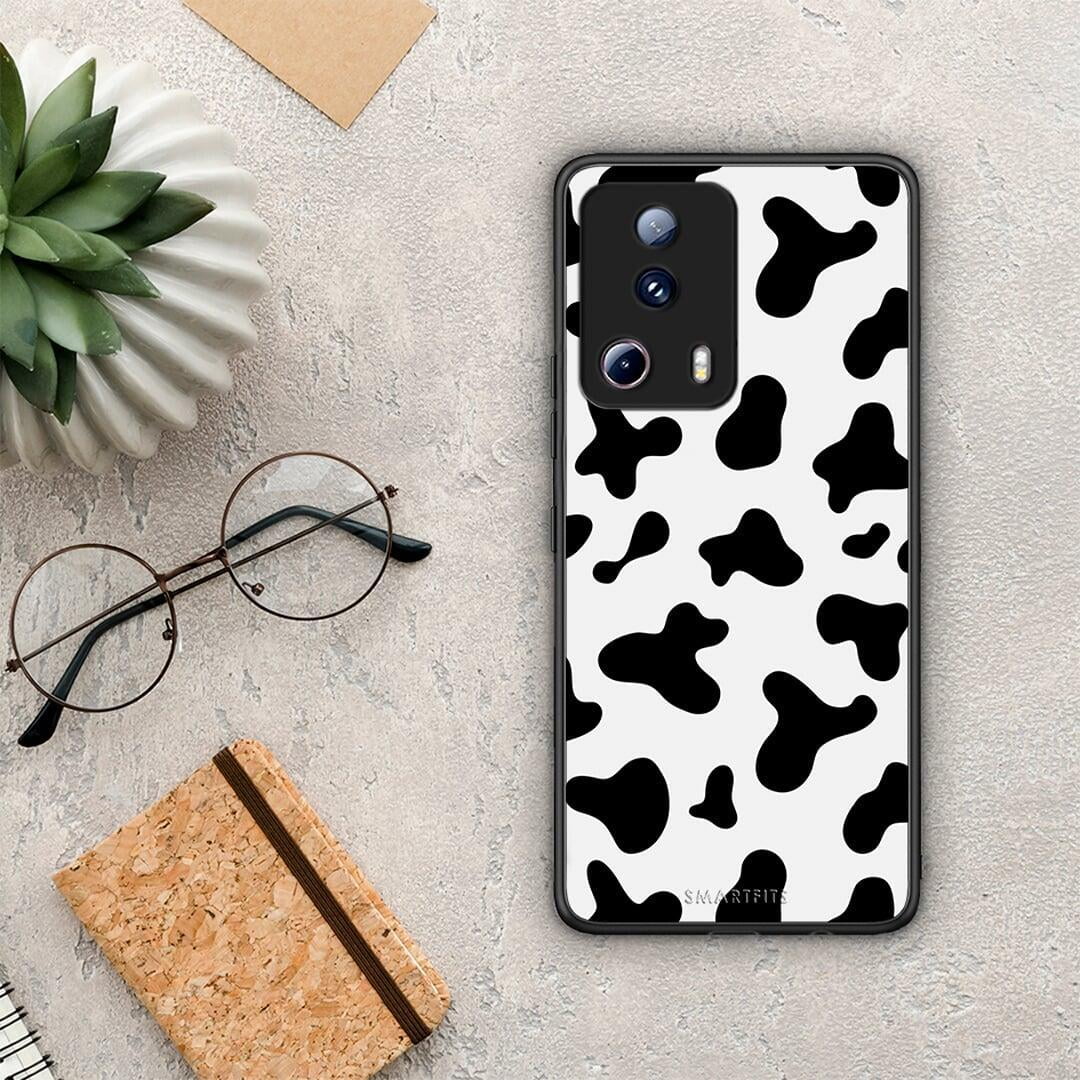 Θήκη Xiaomi 13 Lite 5G Cow Print από τη Smartfits με σχέδιο στο πίσω μέρος και μαύρο περίβλημα | Xiaomi 13 Lite 5G Cow Print Case with Colorful Back and Black Bezels