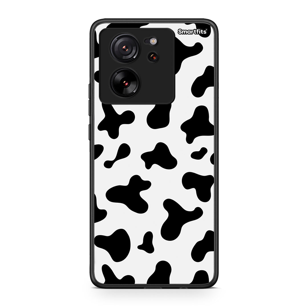 Xiaomi 13T Cow Print θήκη από τη Smartfits με σχέδιο στο πίσω μέρος και μαύρο περίβλημα | Smartphone case with colorful back and black bezels by Smartfits