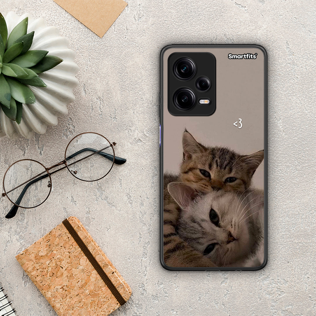 Θήκη Xiaomi Redmi Note 12 Pro 5G Cats In Love από τη Smartfits με σχέδιο στο πίσω μέρος και μαύρο περίβλημα | Xiaomi Redmi Note 12 Pro 5G Cats In Love Case with Colorful Back and Black Bezels