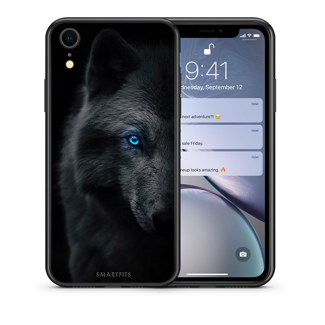 Θήκη iPhone XR Dark Wolf από τη Smartfits με σχέδιο στο πίσω μέρος και μαύρο περίβλημα | iPhone XR Dark Wolf case with colorful back and black bezels