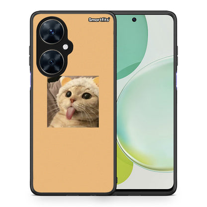 Θήκη Huawei Nova 11i Cat Tongue από τη Smartfits με σχέδιο στο πίσω μέρος και μαύρο περίβλημα | Huawei Nova 11i Cat Tongue case with colorful back and black bezels