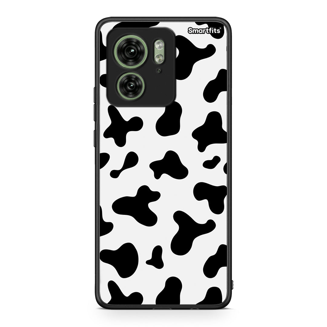 Motorola Edge 40 5G Cow Print θήκη από τη Smartfits με σχέδιο στο πίσω μέρος και μαύρο περίβλημα | Smartphone case with colorful back and black bezels by Smartfits