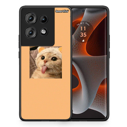 Θήκη Motorola Edge 50 Cat Tongue από τη Smartfits με σχέδιο στο πίσω μέρος και μαύρο περίβλημα | Motorola Edge 50 Cat Tongue case with colorful back and black bezels