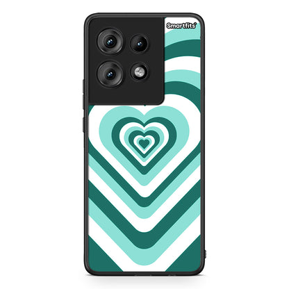 Motorola Edge 50 Green Hearts θήκη από τη Smartfits με σχέδιο στο πίσω μέρος και μαύρο περίβλημα | Smartphone case with colorful back and black bezels by Smartfits