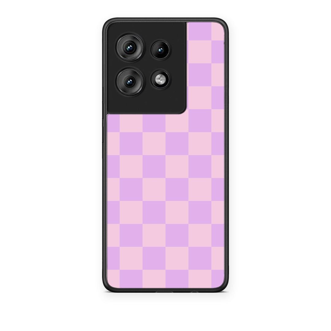 Θήκη Motorola Edge 50 Lavender and Pink Checkerboard από τη Smartfits με σχέδιο στο πίσω μέρος και μαύρο περίβλημα | Motorola Edge 50 Lavender and Pink Checkerboard case with colorful back and black bezels