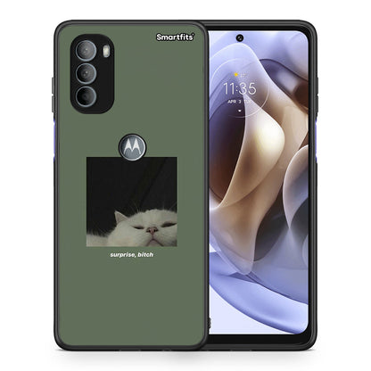 Θήκη Motorola Moto G31 Bitch Surprise από τη Smartfits με σχέδιο στο πίσω μέρος και μαύρο περίβλημα | Motorola Moto G31 Bitch Surprise case with colorful back and black bezels
