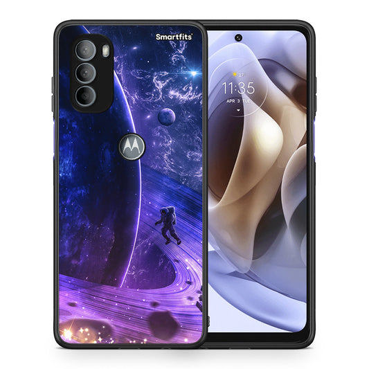 Θήκη Motorola Moto G31 Lost Astronaut από τη Smartfits με σχέδιο στο πίσω μέρος και μαύρο περίβλημα | Motorola Moto G31 Lost Astronaut case with colorful back and black bezels