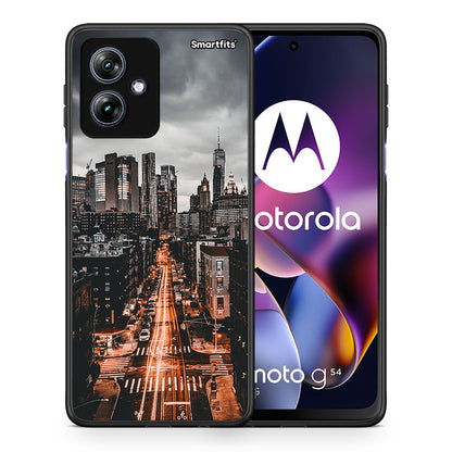 Θήκη Motorola Moto G54 City Lights από τη Smartfits με σχέδιο στο πίσω μέρος και μαύρο περίβλημα | Motorola Moto G54 City Lights case with colorful back and black bezels