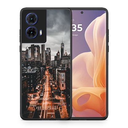 Θήκη Motorola Moto G85 City Lights από τη Smartfits με σχέδιο στο πίσω μέρος και μαύρο περίβλημα | Motorola Moto G85 City Lights case with colorful back and black bezels