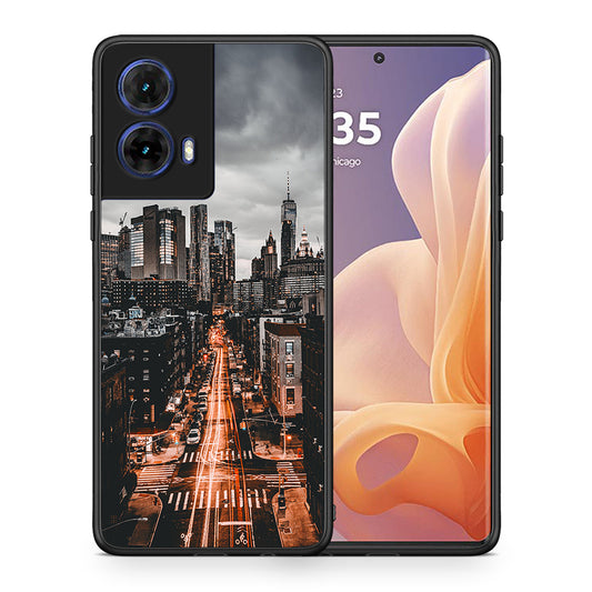 Θήκη Motorola Moto G85 City Lights από τη Smartfits με σχέδιο στο πίσω μέρος και μαύρο περίβλημα | Motorola Moto G85 City Lights case with colorful back and black bezels