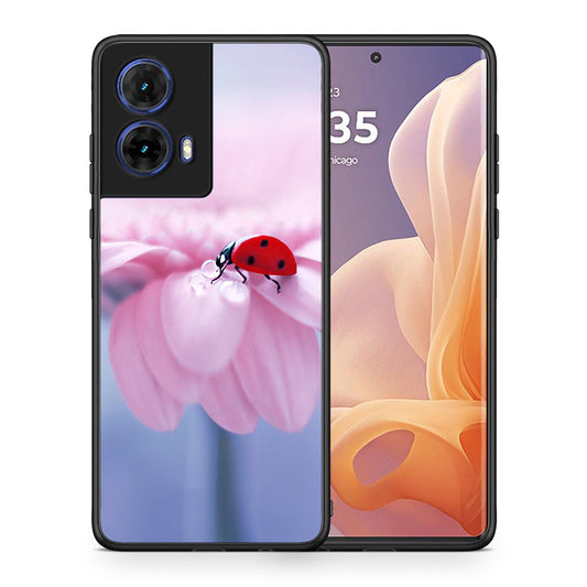 Θήκη Motorola Moto G85 Ladybug Flower από τη Smartfits με σχέδιο στο πίσω μέρος και μαύρο περίβλημα | Motorola Moto G85 Ladybug Flower case with colorful back and black bezels