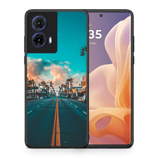 Θήκη Motorola Moto G85 City Landscape από τη Smartfits με σχέδιο στο πίσω μέρος και μαύρο περίβλημα | Motorola Moto G85 City Landscape case with colorful back and black bezels