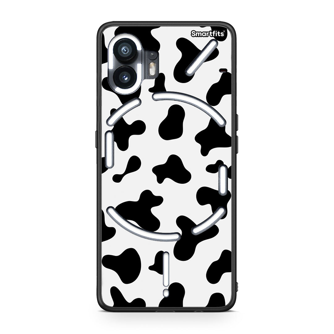 Nothing Phone 2 Cow Print θήκη από τη Smartfits με σχέδιο στο πίσω μέρος και μαύρο περίβλημα | Smartphone case with colorful back and black bezels by Smartfits