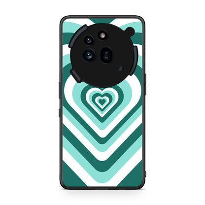 Nothing Phone 3a Pro 5G Green Hearts θήκη από τη Smartfits με σχέδιο στο πίσω μέρος και μαύρο περίβλημα | Smartphone case with colorful back and black bezels by Smartfits