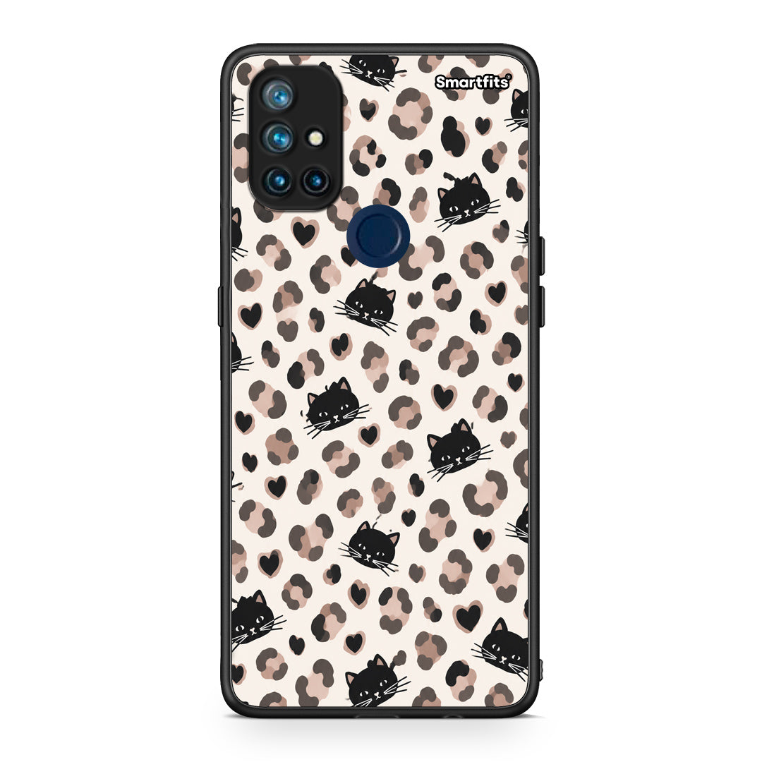 Θήκη OnePlus Nord N10 5G Leopard Spots and Black Cats on Cream από τη Smartfits με σχέδιο στο πίσω μέρος και μαύρο περίβλημα | OnePlus Nord N10 5G Leopard Spots and Black Cats on Cream case with colorful back and black bezels