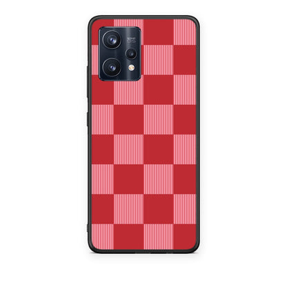 Θήκη Realme 9 / 9 Pro+ 5G Red and Pink Striped Checks από τη Smartfits με σχέδιο στο πίσω μέρος και μαύρο περίβλημα | Realme 9 / 9 Pro+ 5G Red and Pink Striped Checks case with colorful back and black bezels