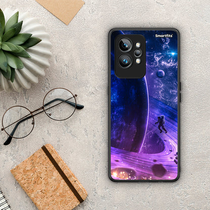 Θήκη Realme GT2 Lost Astronaut από τη Smartfits με σχέδιο στο πίσω μέρος και μαύρο περίβλημα | Realme GT2 Lost Astronaut Case with Colorful Back and Black Bezels