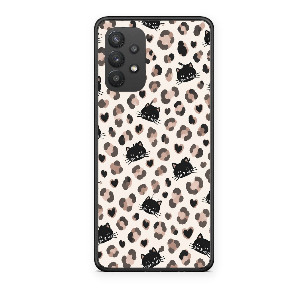 Θήκη Samsung Galaxy A32 4G Leopard Spots and Black Cats on Cream από τη Smartfits με σχέδιο στο πίσω μέρος και μαύρο περίβλημα | Samsung Galaxy A32 4G Leopard Spots and Black Cats on Cream case with colorful back and black bezels