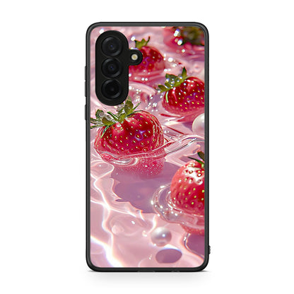 Samsung Galaxy A26 5G Juicy Strawberries θήκη από τη Smartfits με σχέδιο στο πίσω μέρος και μαύρο περίβλημα | Smartphone case with colorful back and black bezels by Smartfits