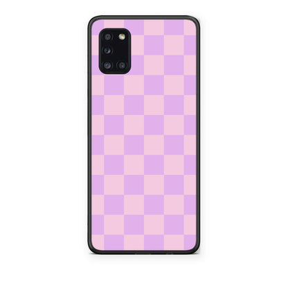 Θήκη Samsung Galaxy A31 Lavender and Pink Checkerboard από τη Smartfits με σχέδιο στο πίσω μέρος και μαύρο περίβλημα | Samsung Galaxy A31 Lavender and Pink Checkerboard case with colorful back and black bezels