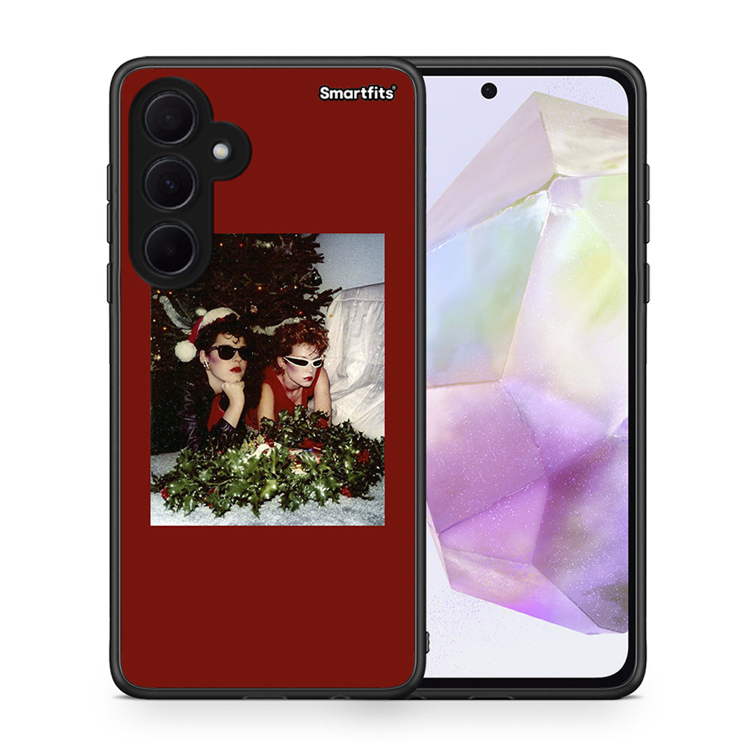 Θήκη Samsung Galaxy A35 Waiting For Xmas από τη Smartfits με σχέδιο στο πίσω μέρος και μαύρο περίβλημα | Samsung Galaxy A35 Waiting For Xmas case with colorful back and black bezels