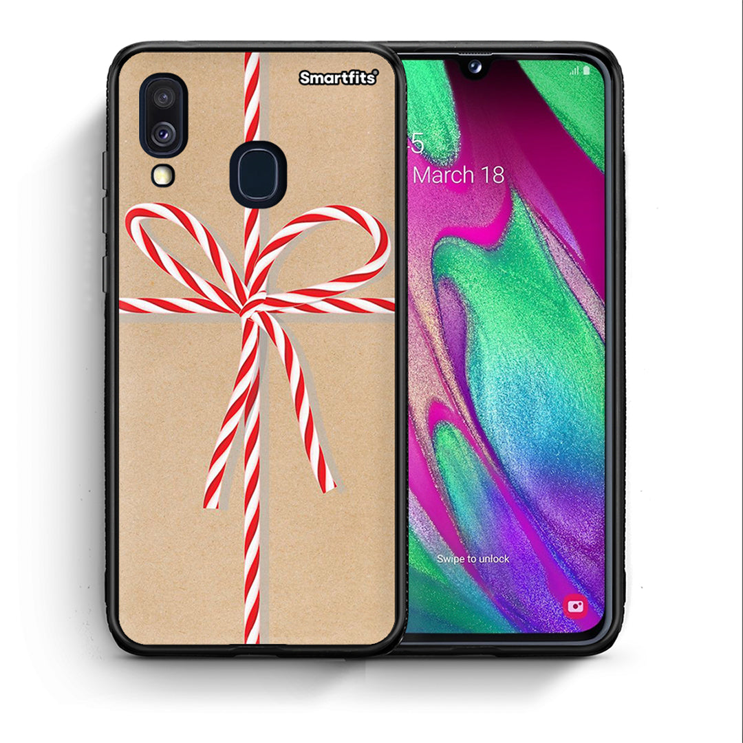 Θήκη Samsung A40 Christmas Gift από τη Smartfits με σχέδιο στο πίσω μέρος και μαύρο περίβλημα | Samsung A40 Christmas Gift case with colorful back and black bezels