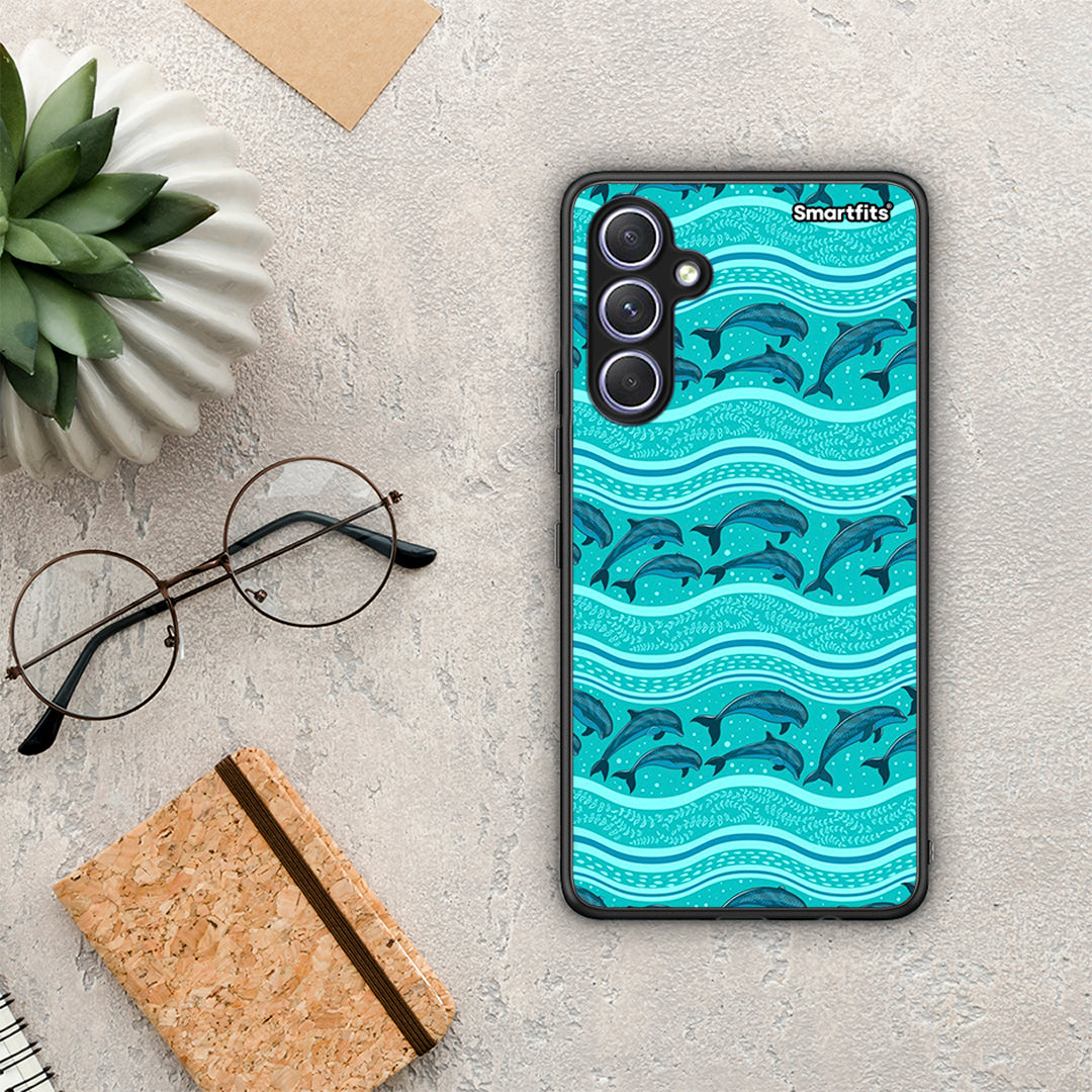 Θήκη Samsung Galaxy A54 Swimming Dolphins από τη Smartfits με σχέδιο στο πίσω μέρος και μαύρο περίβλημα | Samsung Galaxy A54 Swimming Dolphins Case with Colorful Back and Black Bezels