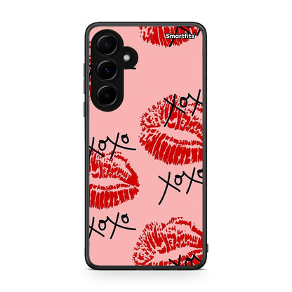 Samsung Galaxy A55 XOXO Lips θήκη από τη Smartfits με σχέδιο στο πίσω μέρος και μαύρο περίβλημα | Smartphone case with colorful back and black bezels by Smartfits