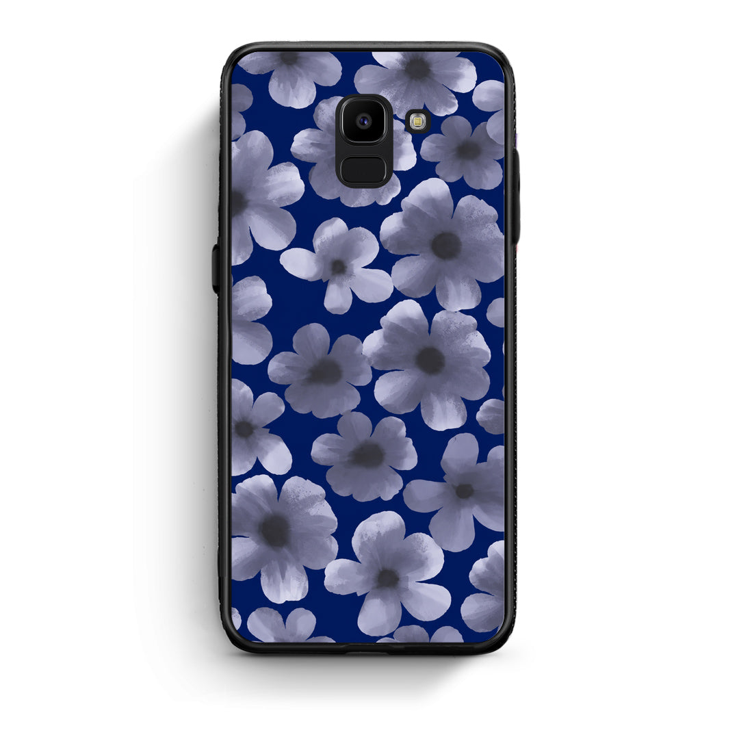 Θήκη Samsung Galaxy J6 Pale Blue Flowers on Navy από τη Smartfits με σχέδιο στο πίσω μέρος και μαύρο περίβλημα | Samsung Galaxy J6 Pale Blue Flowers on Navy case with colorful back and black bezels
