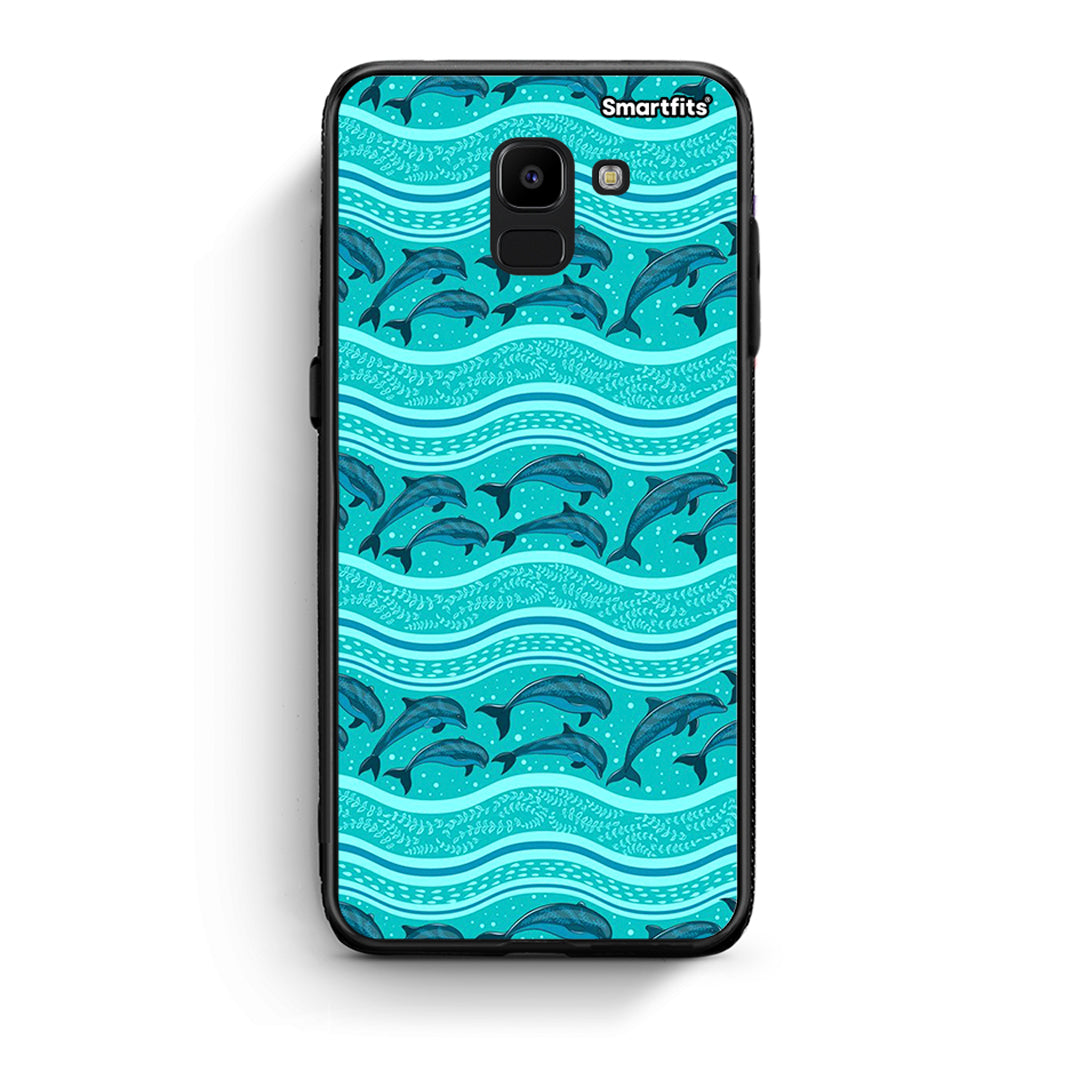 samsung J6 Swimming Dolphins θήκη από τη Smartfits με σχέδιο στο πίσω μέρος και μαύρο περίβλημα | Smartphone case with colorful back and black bezels by Smartfits