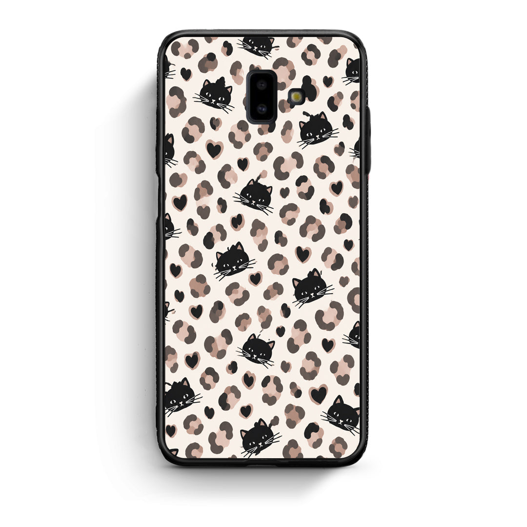 Θήκη Samsung Galaxy J6+ Leopard Spots and Black Cats on Cream από τη Smartfits με σχέδιο στο πίσω μέρος και μαύρο περίβλημα | Samsung Galaxy J6+ Leopard Spots and Black Cats on Cream case with colorful back and black bezels