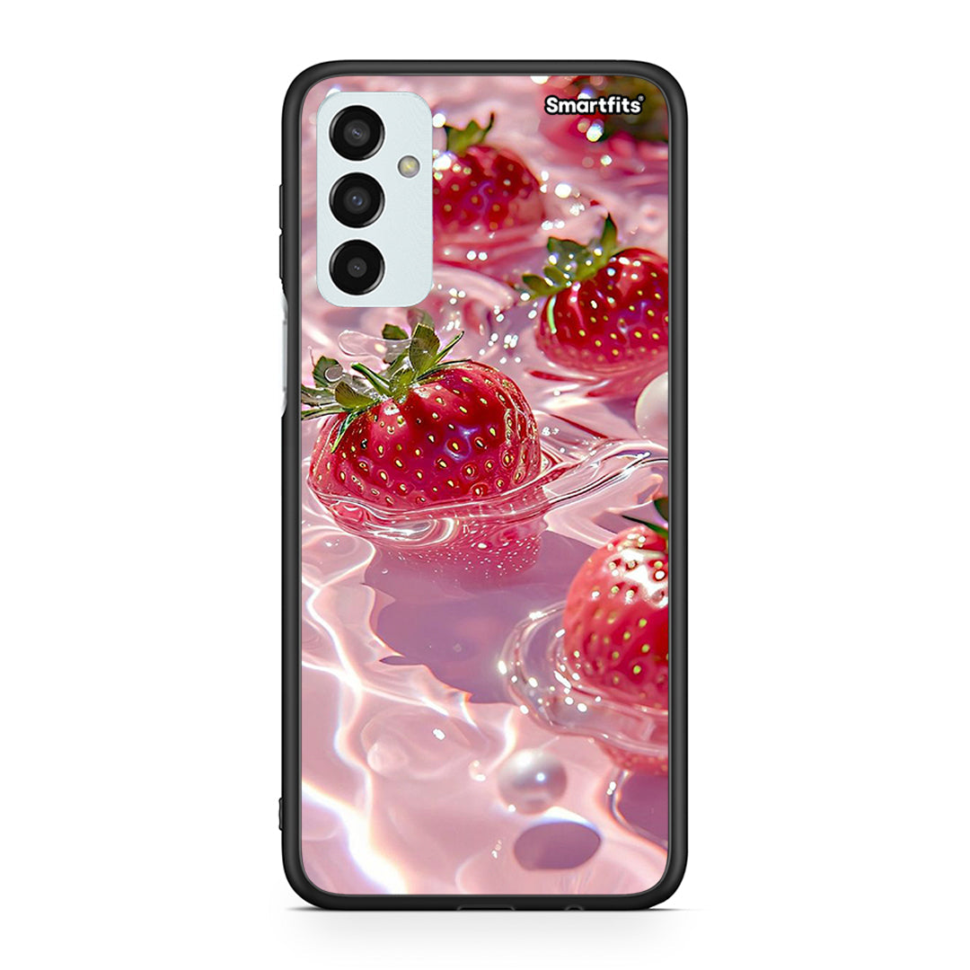 Samsung M13 Juicy Strawberries θήκη από τη Smartfits με σχέδιο στο πίσω μέρος και μαύρο περίβλημα | Smartphone case with colorful back and black bezels by Smartfits