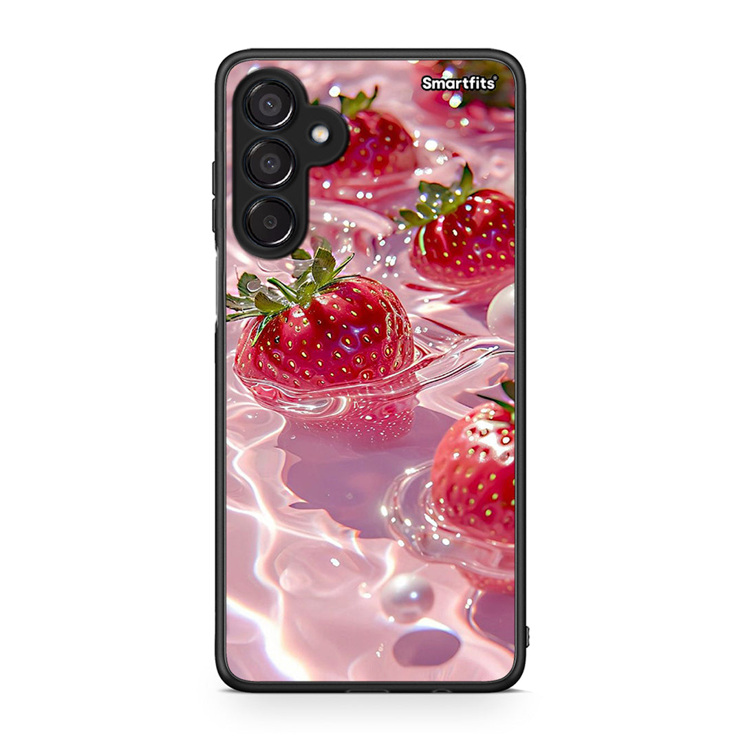 Samsung Galaxy M15 Juicy Strawberries θήκη από τη Smartfits με σχέδιο στο πίσω μέρος και μαύρο περίβλημα | Smartphone case with colorful back and black bezels by Smartfits