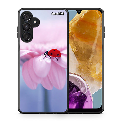 Θήκη Samsung Galaxy M15 Ladybug Flower από τη Smartfits με σχέδιο στο πίσω μέρος και μαύρο περίβλημα | Samsung Galaxy M15 Ladybug Flower case with colorful back and black bezels