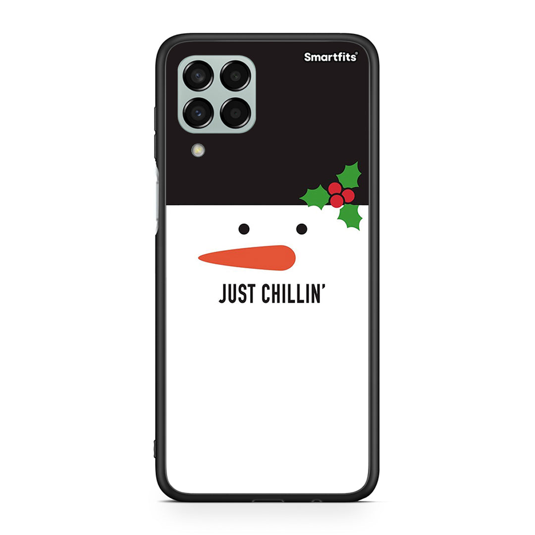 Samsung M33 Christmas Chillin θήκη από τη Smartfits με σχέδιο στο πίσω μέρος και μαύρο περίβλημα | Smartphone case with colorful back and black bezels by Smartfits