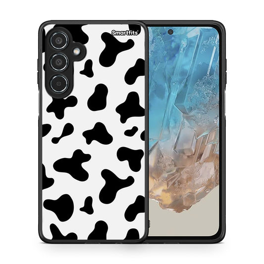 Θήκη Samsung Galaxy M35 5G Cow Print από τη Smartfits με σχέδιο στο πίσω μέρος και μαύρο περίβλημα | Samsung Galaxy M35 5G Cow Print case with colorful back and black bezels
