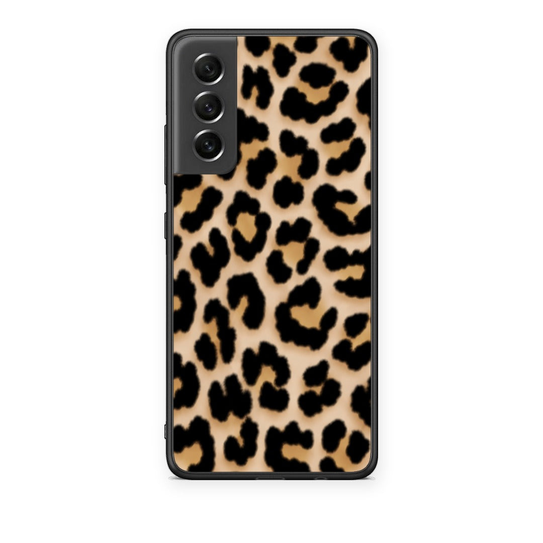 Θήκη Samsung Galaxy S21 FE Leopard Print Tan Small από τη Smartfits με σχέδιο στο πίσω μέρος και μαύρο περίβλημα | Samsung Galaxy S21 FE Leopard Print Tan Small case with colorful back and black bezels