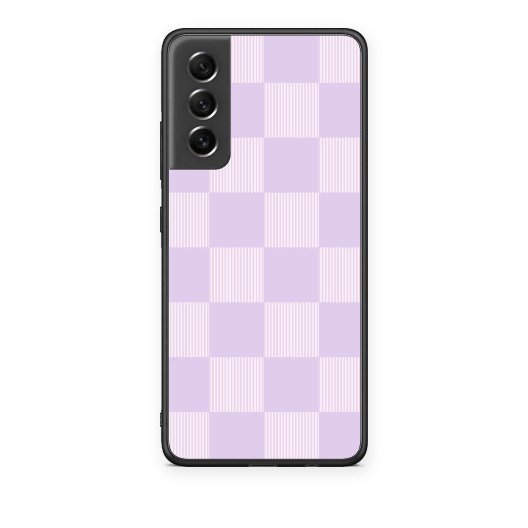 Θήκη Samsung Galaxy S21 FE Lilac and Cream Striped Checks από τη Smartfits με σχέδιο στο πίσω μέρος και μαύρο περίβλημα | Samsung Galaxy S21 FE Lilac and Cream Striped Checks case with colorful back and black bezels