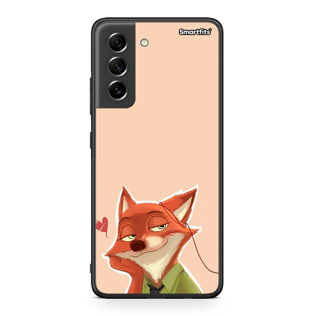 Samsung S21 FE Nick Wilde And Judy Hopps Love 1 θήκη από τη Smartfits με σχέδιο στο πίσω μέρος και μαύρο περίβλημα | Smartphone case with colorful back and black bezels by Smartfits