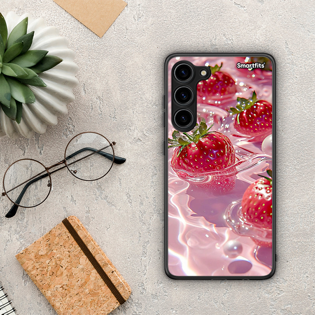 Θήκη Samsung Galaxy S23 Plus Juicy Strawberries από τη Smartfits με σχέδιο στο πίσω μέρος και μαύρο περίβλημα | Samsung Galaxy S23 Plus Juicy Strawberries Case with Colorful Back and Black Bezels