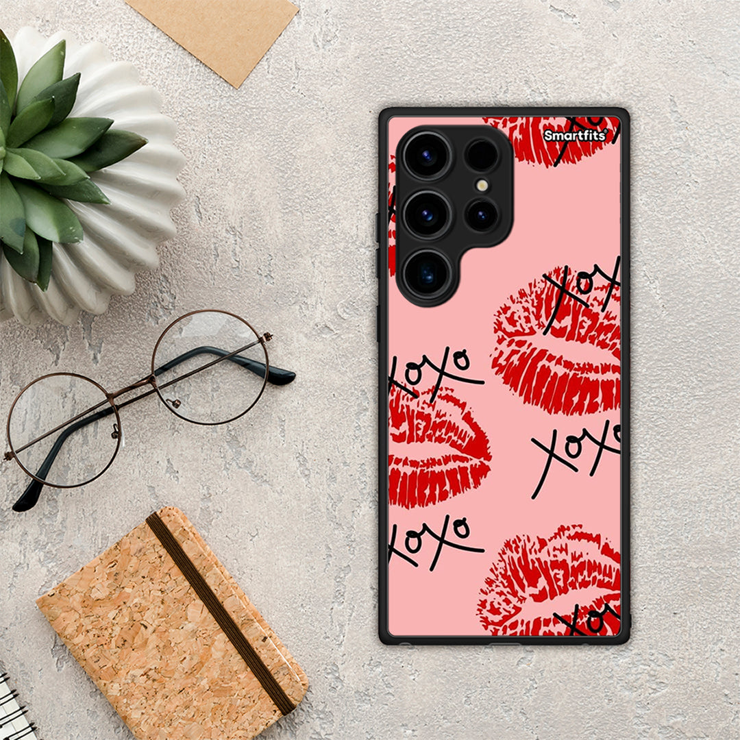 Θήκη Samsung Galaxy S24 Ultra XOXO Lips από τη Smartfits με σχέδιο στο πίσω μέρος και μαύρο περίβλημα | Samsung Galaxy S24 Ultra XOXO Lips Case with Colorful Back and Black Bezels