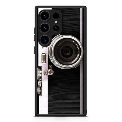 Samsung Galaxy S25 Ultra Emily In Paris θήκη από τη Smartfits με σχέδιο στο πίσω μέρος και μαύρο περίβλημα | Smartphone case with colorful back and black bezels by Smartfits