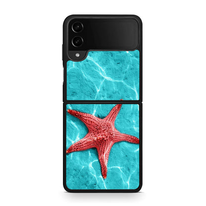 Samsung Galaxy Z Flip4 Red Starfish Θήκη από τη Smartfits με σχέδιο στο πίσω μέρος και μαύρο περίβλημα | Smartphone case with colorful back and black bezels by Smartfits